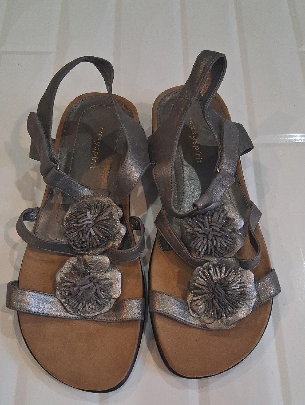 Easy Spirit Metallic Silver Floral Strap Sandals